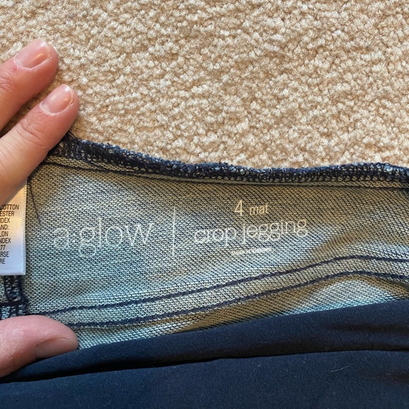 A-Glow Crop Jegging - Maternity - Picture 2 of 2